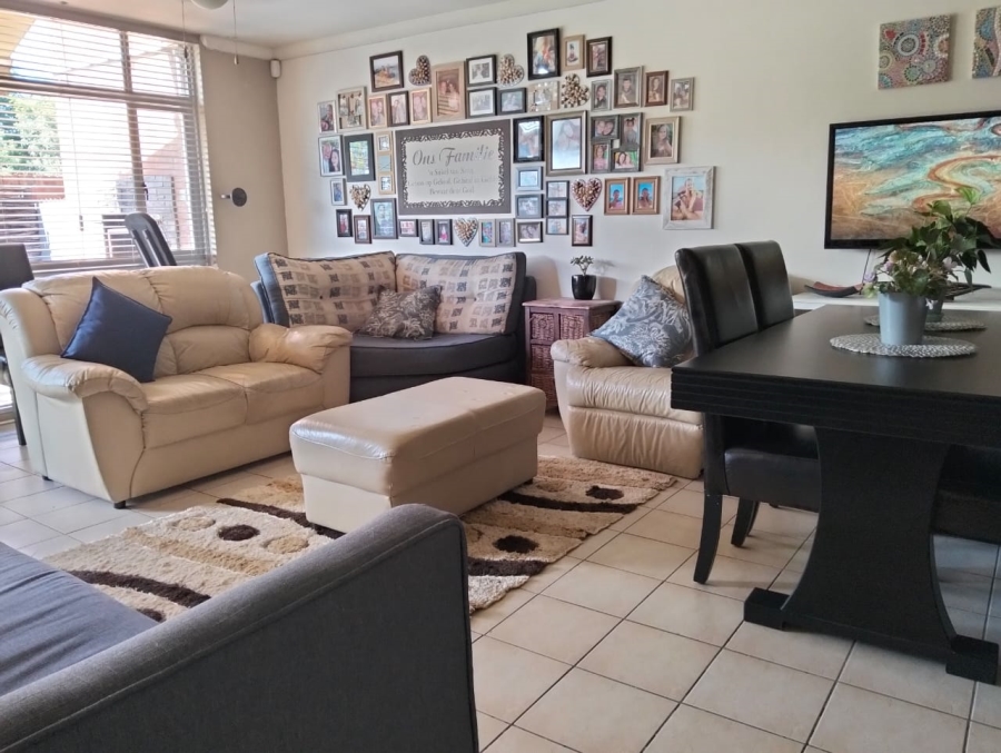 3 Bedroom Property for Sale in Cashan North West